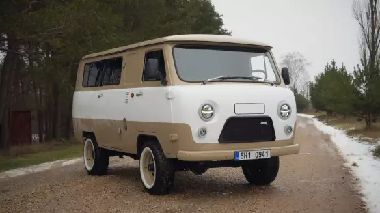 UAZ 2206 Bukhanka AMC