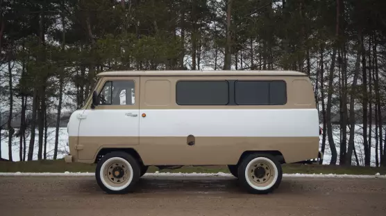 UAZ 2206 Bukhanka AMC