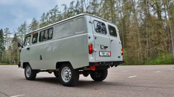 UAZ 3909 Combi