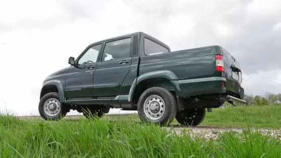 UAZ 2363 Pickup