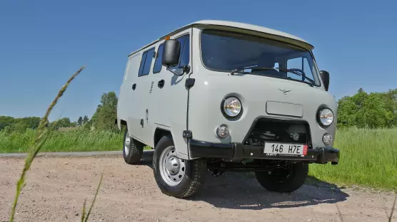 UAZ 3909 Combi
