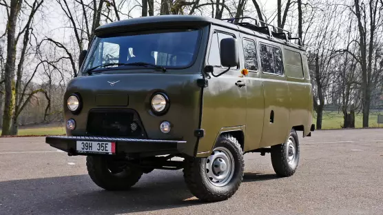 UAZ 3909 Combi