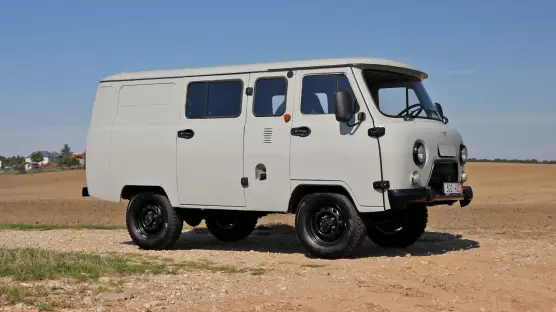 UAZ 3909 Combi