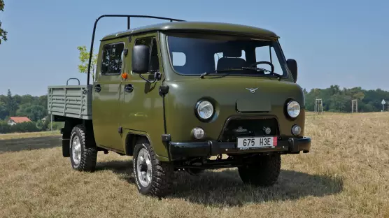 UAZ 390945 Farmer