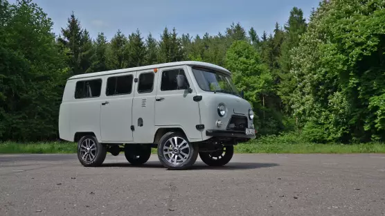 UAZ 2206 Bukhanka SG