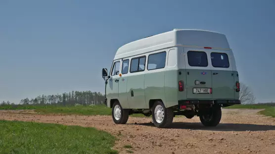 UAZ 2206 Bukhanka